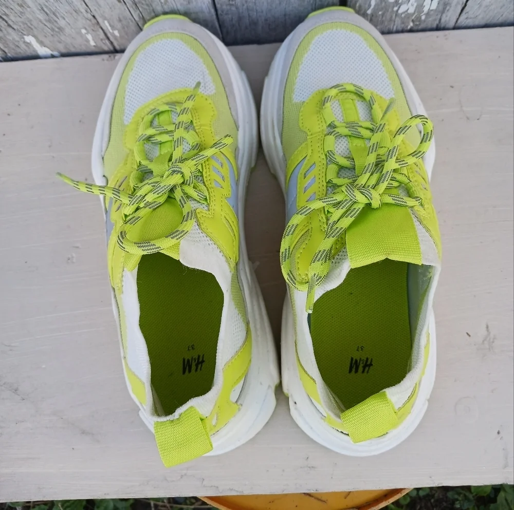 H&M‎ Womens Sz 6 Neon Green Highlighter Lace Up Chunky Style Trainers Sneaker
